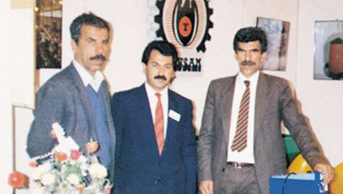 Tavsan'ın kurucuları Cemalettin Bilgin (sağda)İhsan Kavvas(ortada) ve Mustafa Dündar