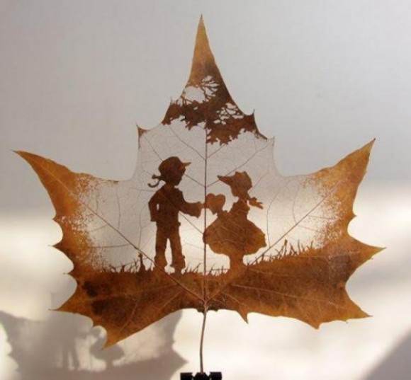 Leaf-Carving-Artwork-babies-2-600x556-580x537